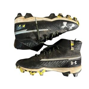 Under Armour Black‎ and Yellow Sports Cleats
